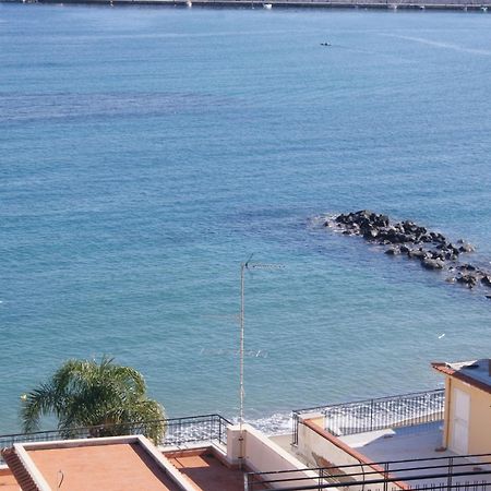 Donna Sicilia Giardini Naxos Exterior photo