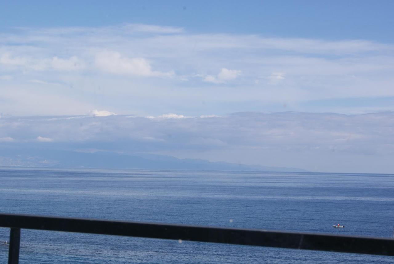 Donna Sicilia Giardini Naxos Exterior photo